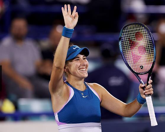 他便是队中 他便是队中